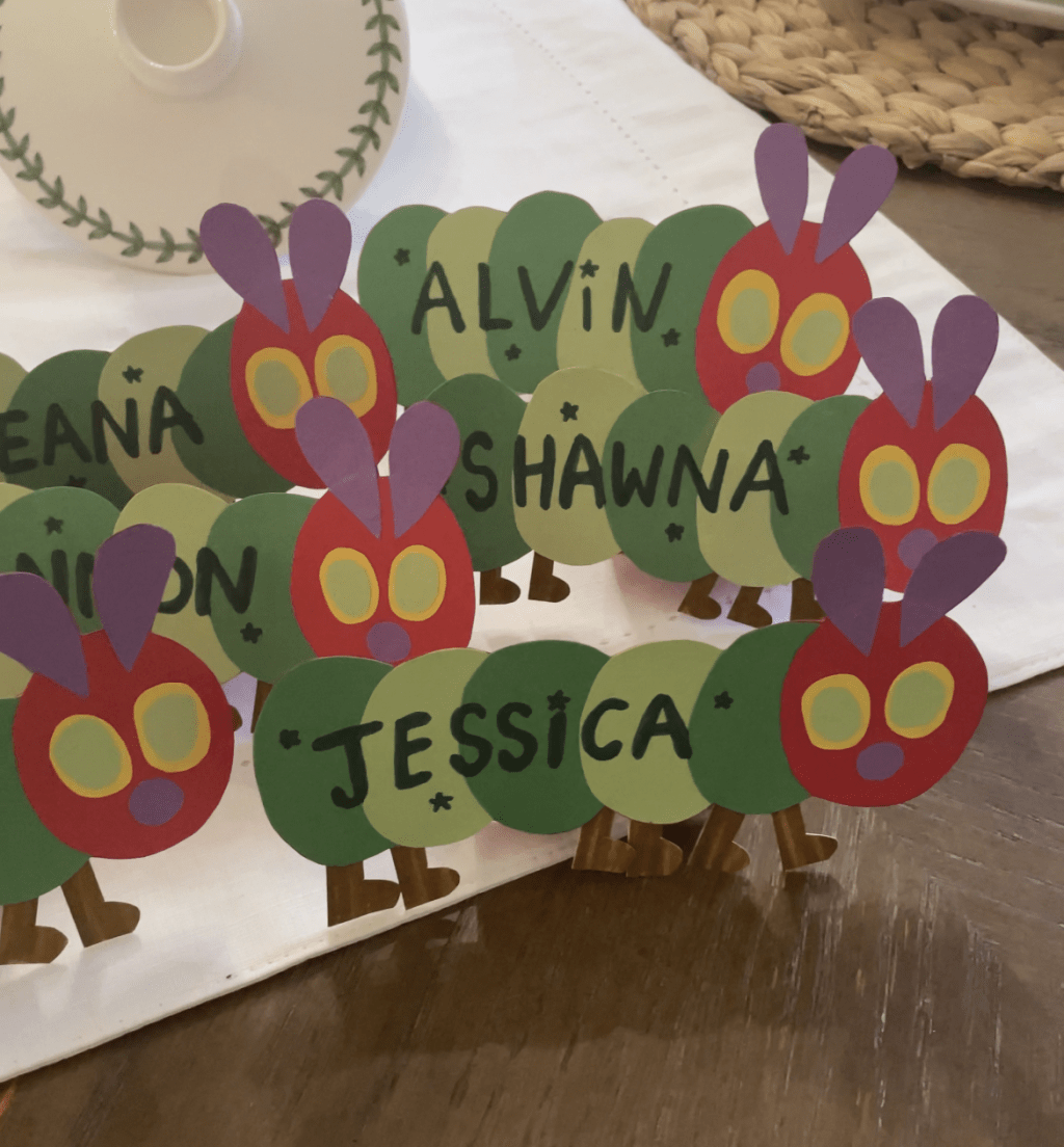 DIY Very Hungry Caterpillar Name Cards&nbsp;🐛